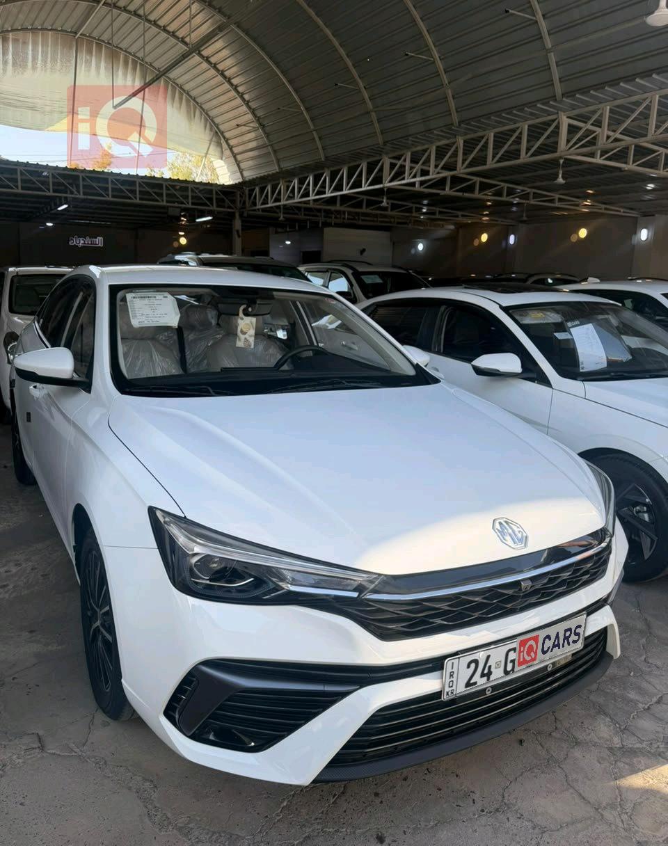 MG 5 Plus
